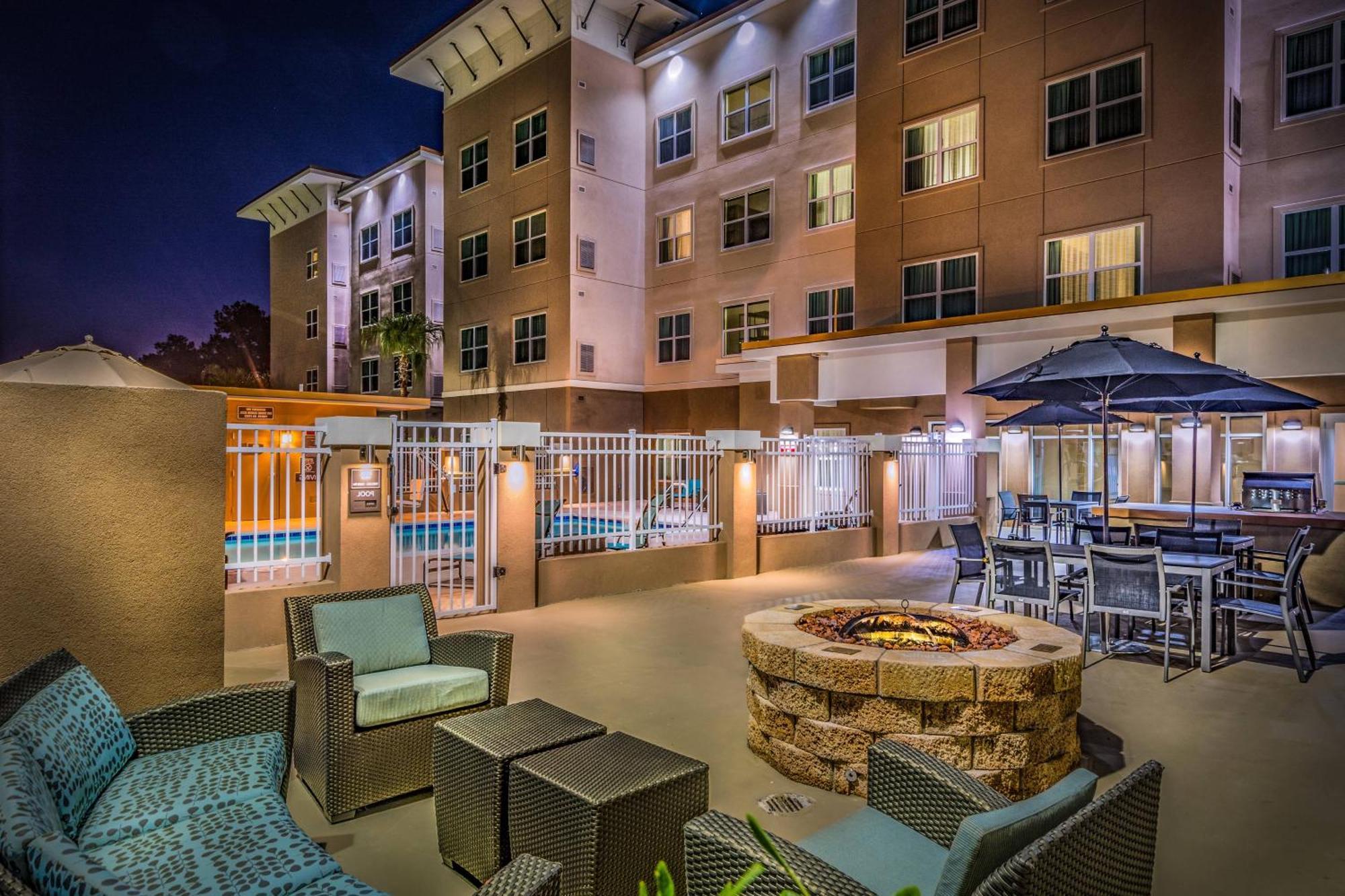 Hotel By Marriott Savannah Airport 3*