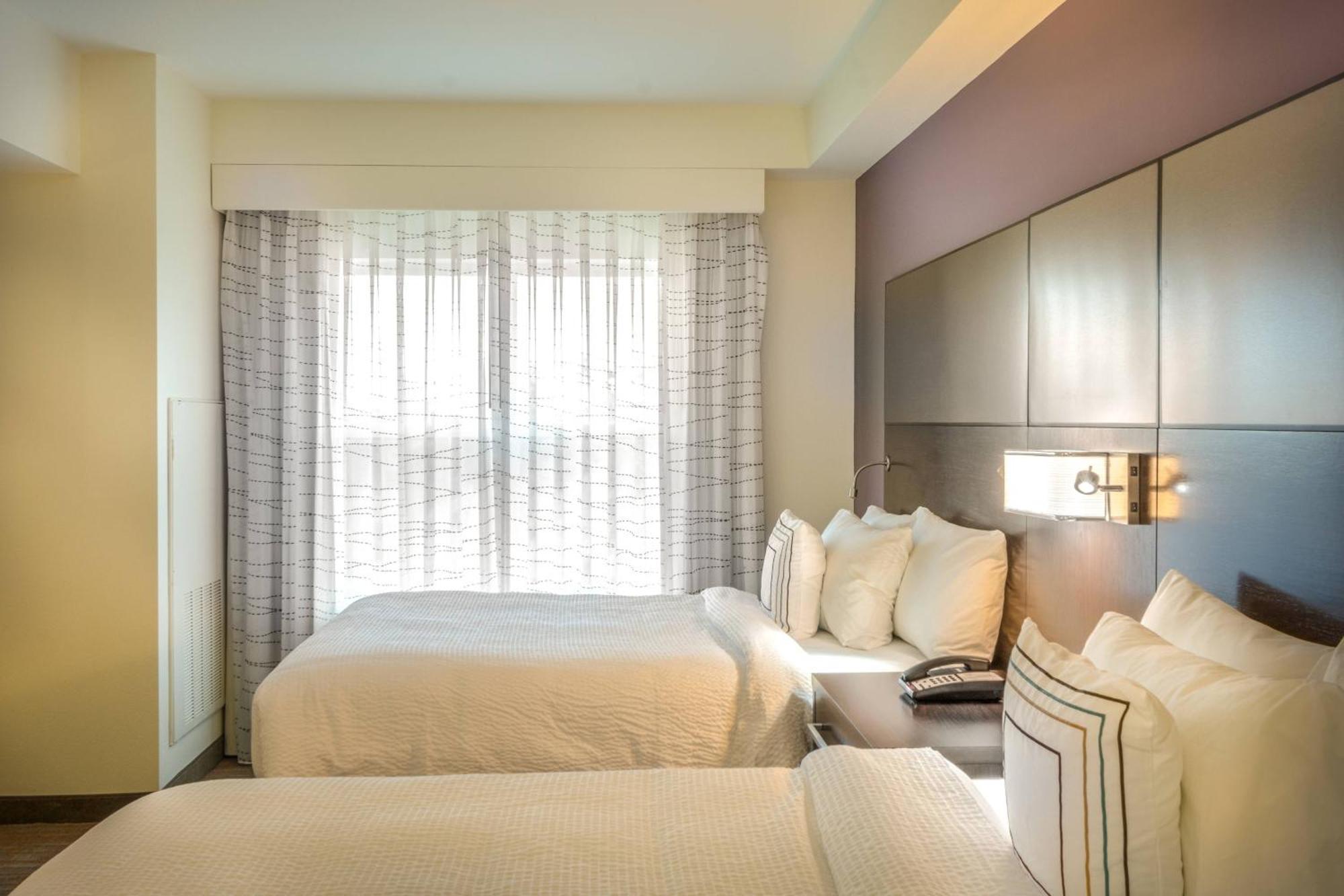 Hotel By Marriott Savannah Airport