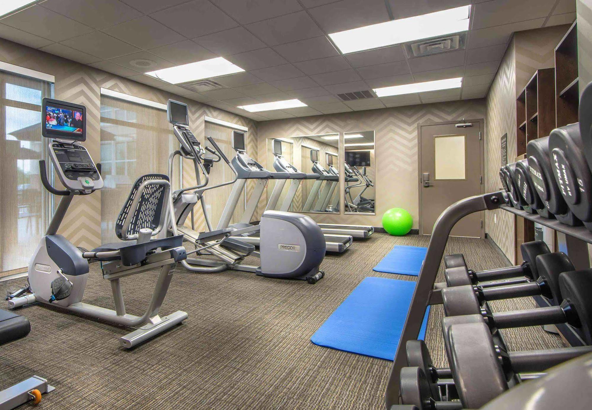 By Marriott Savannah Airport Hotel